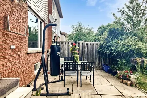 878 Delgado Drive Mississauga ON L5V 2S4