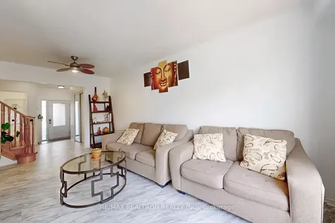 878 Delgado Drive Mississauga ON L5V 2S4