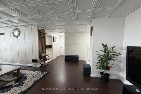 3 Rowntree Road Toronto ON M9V 5G8