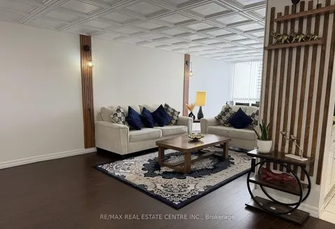 3 Rowntree Road Toronto ON M9V 5G8