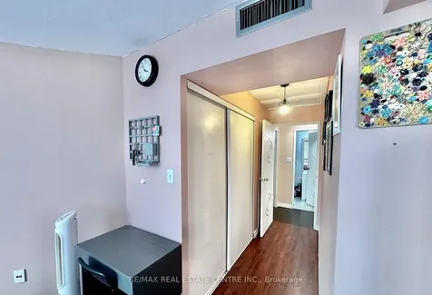 3 Rowntree Road Toronto ON M9V 5G8