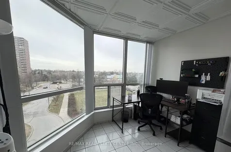 3 Rowntree Road Toronto ON M9V 5G8