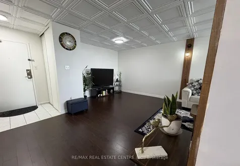 3 Rowntree Road Toronto ON M9V 5G8
