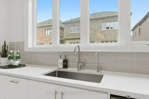 2364 Irene Crescent Oakville ON L6M 5M3