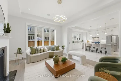 2364 Irene Crescent Oakville ON L6M 5M3