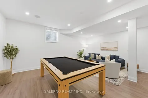 2364 Irene Crescent Oakville ON L6M 5M3