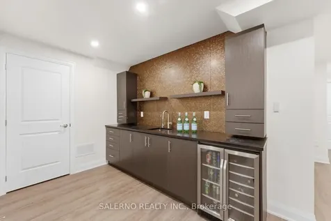 2364 Irene Crescent Oakville ON L6M 5M3