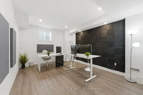 2364 Irene Crescent Oakville ON L6M 5M3