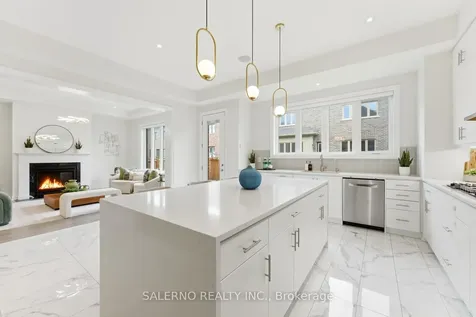 2364 Irene Crescent Oakville ON L6M 5M3