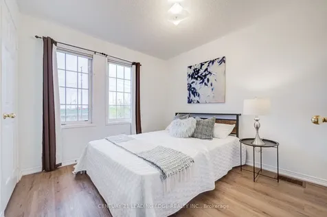 6604 Opera Glass Crescent Mississauga ON L5W 1R8