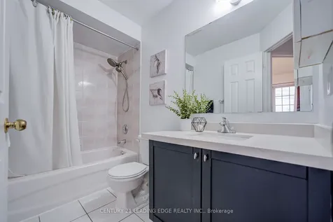 6604 Opera Glass Crescent Mississauga ON L5W 1R8