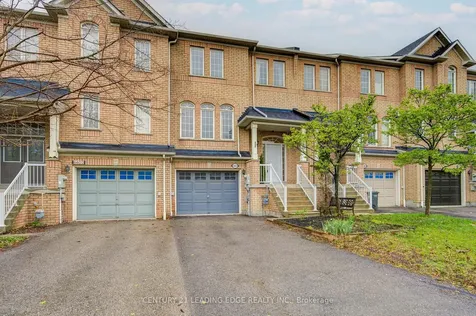 6604 Opera Glass Crescent Mississauga ON L5W 1R8