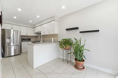 9 Bolton Camp Way Caledon ON L7E 2Y7