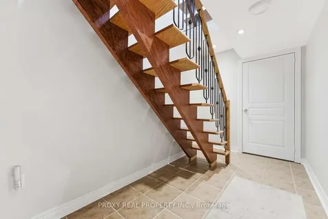 9 Bolton Camp Way Caledon ON L7E 2Y7