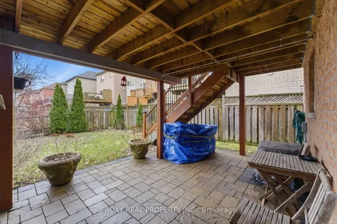 9 Bolton Camp Way Caledon ON L7E 2Y7