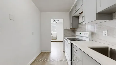 10 Eddystone Avenue Toronto ON M3N 2T2