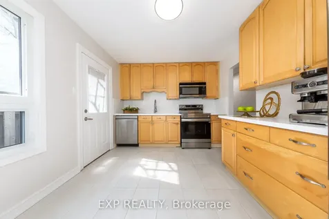 584 Elliott Crescent Milton ON L9T 3G4