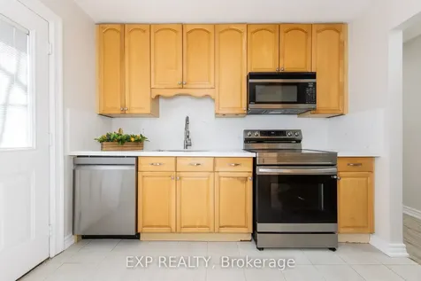 584 Elliott Crescent Milton ON L9T 3G4