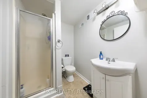 584 Elliott Crescent Milton ON L9T 3G4