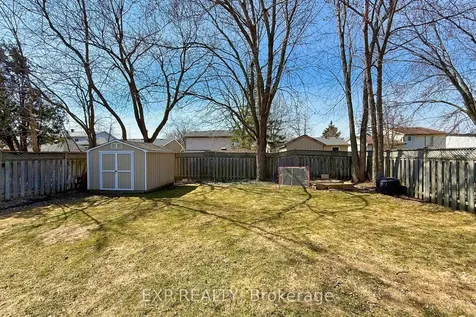 584 Elliott Crescent Milton ON L9T 3G4