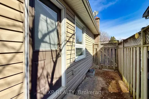 584 Elliott Crescent Milton ON L9T 3G4