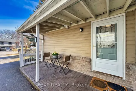 584 Elliott Crescent Milton ON L9T 3G4