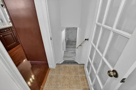 5 Cavendish Crescent Brampton ON L6T 1Z3