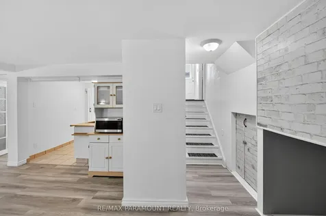5 Cavendish Crescent Brampton ON L6T 1Z3