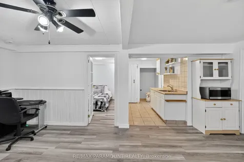 5 Cavendish Crescent Brampton ON L6T 1Z3