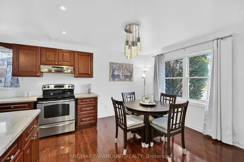 5 Cavendish Crescent Brampton ON L6T 1Z3