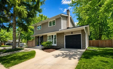 126 Otter Crescent Oakville ON L6H 1E6