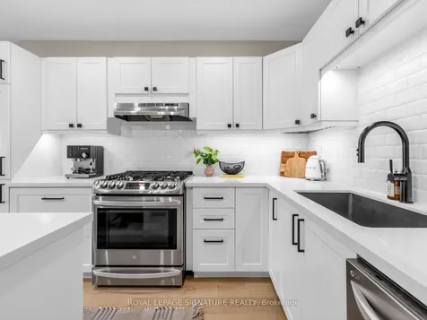 181 Gilbert Avenue Toronto ON M6E 4W6