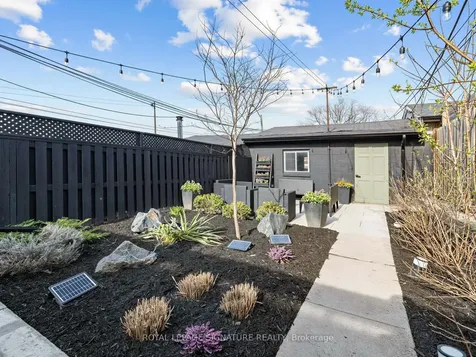 181 Gilbert Avenue Toronto ON M6E 4W6