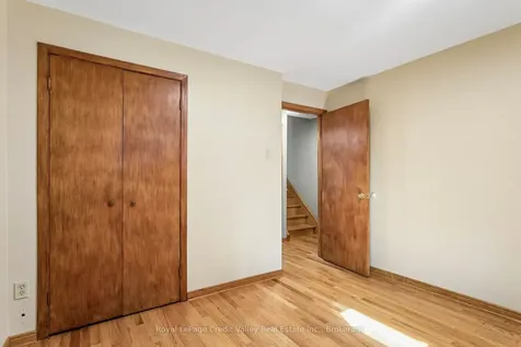 27 Grange Drive Brampton ON L6X 2H1