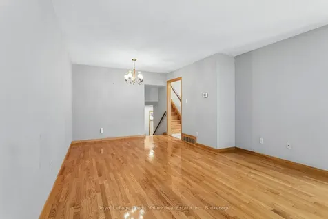 27 Grange Drive Brampton ON L6X 2H1