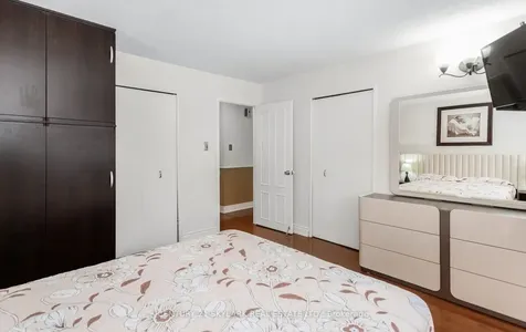 3353 Martins Pine Crescent Mississauga ON L5L 1G3