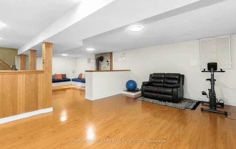 3353 Martins Pine Crescent Mississauga ON L5L 1G3