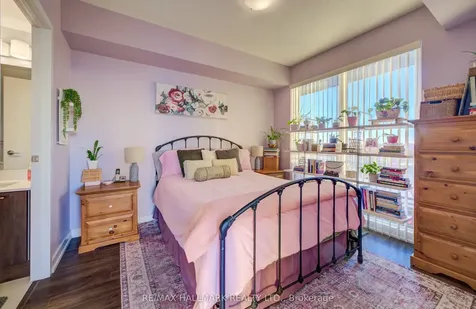 2200 Lakeshore Boulevard W Toronto ON M8V 1A4
