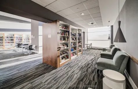 2200 Lakeshore Boulevard W Toronto ON M8V 1A4