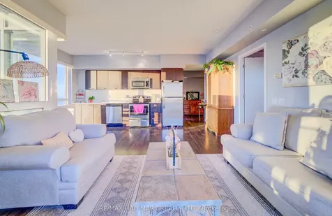 2200 Lakeshore Boulevard W Toronto ON M8V 1A4