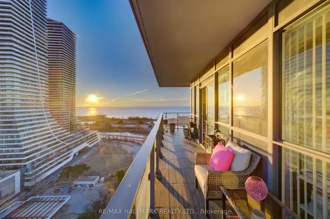 2200 Lakeshore Boulevard W Toronto ON M8V 1A4