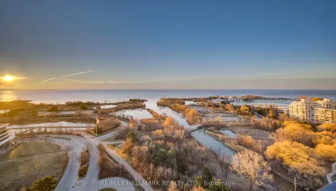 2200 Lakeshore Boulevard W Toronto ON M8V 1A4