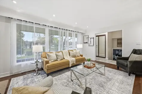 5187 Carousel Court Burlington ON L7L 3W7