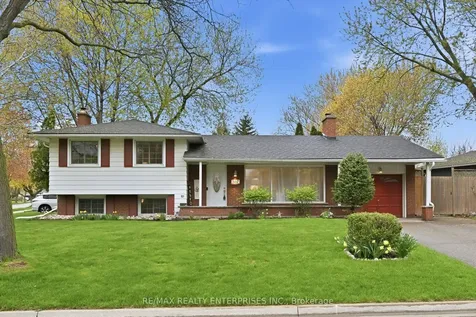 5187 Carousel Court Burlington ON L7L 3W7