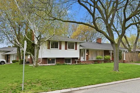 5187 Carousel Court Burlington ON L7L 3W7