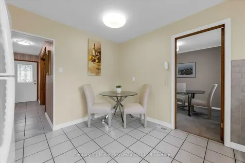534 Elwood Road Burlington ON L7N 3C7