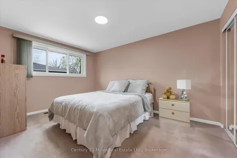 534 Elwood Road Burlington ON L7N 3C7
