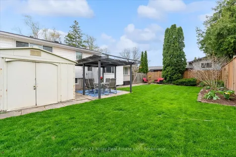 534 Elwood Road Burlington ON L7N 3C7