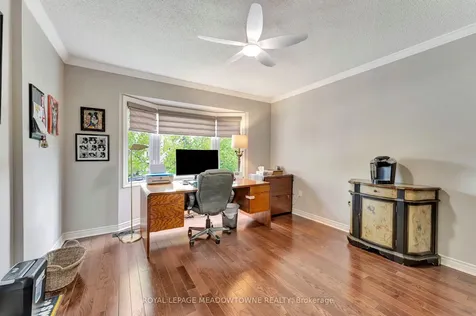 2008 Peak Place Oakville ON L6H 5T2