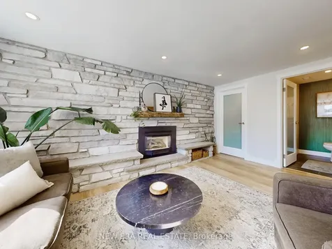 2611 Truscott Drive Mississauga ON L5J 2B6